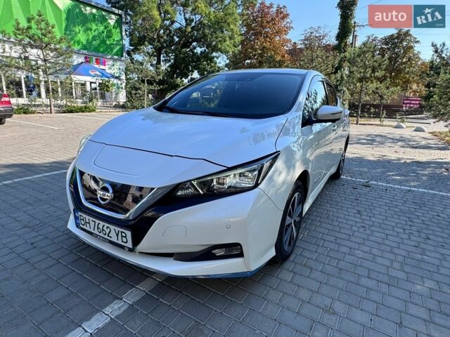 Білий Лексус РХ, об'ємом двигуна 3.46 л та пробігом 186 тис. км за 20500 $, фото 3 на Automoto.ua
