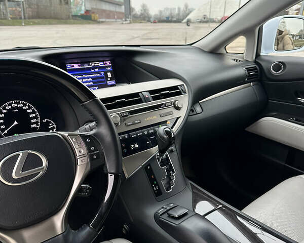 Белый Лексус РХ, объемом двигателя 3.46 л и пробегом 91 тыс. км за 29999 $, фото 10 на Automoto.ua