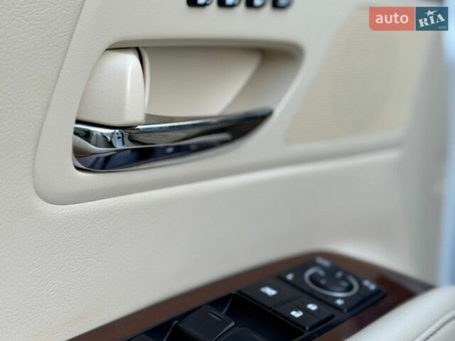 Білий Лексус РХ, об'ємом двигуна 3.46 л та пробігом 160 тис. км за 18500 $, фото 15 на Automoto.ua