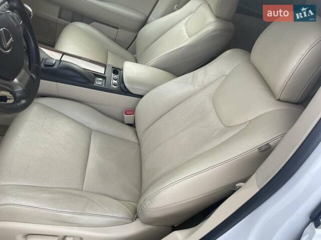 Белый Лексус РХ, объемом двигателя 3.5 л и пробегом 192 тыс. км за 19800 $, фото 20 на Automoto.ua