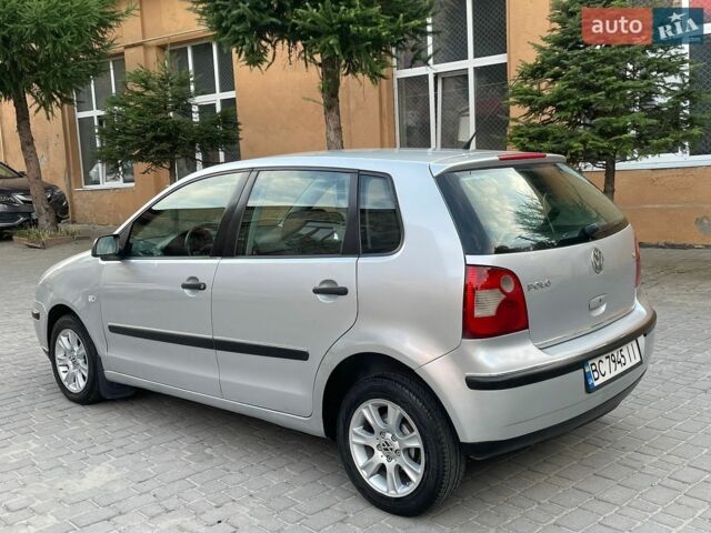 Белый Лексус РХ, объемом двигателя 3.5 л и пробегом 130 тыс. км за 21077 $, фото 4 на Automoto.ua