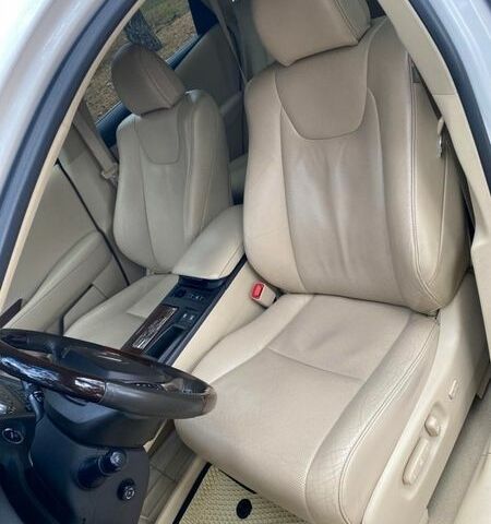 Белый Лексус РХ, объемом двигателя 3.46 л и пробегом 172 тыс. км за 18200 $, фото 11 на Automoto.ua