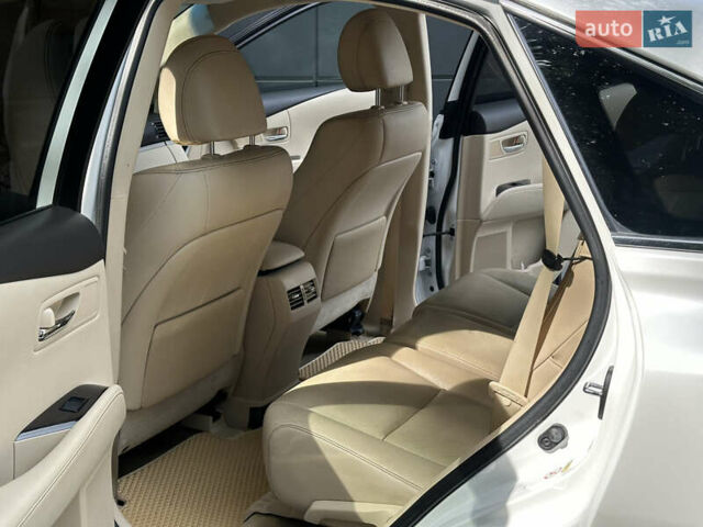 Белый Лексус РХ, объемом двигателя 2.7 л и пробегом 189 тыс. км за 17999 $, фото 36 на Automoto.ua