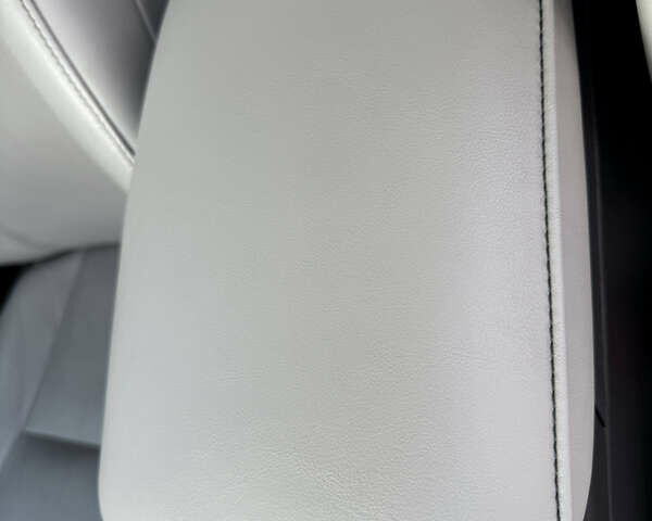 Белый Лексус РХ, объемом двигателя 3.46 л и пробегом 131 тыс. км за 24999 $, фото 16 на Automoto.ua