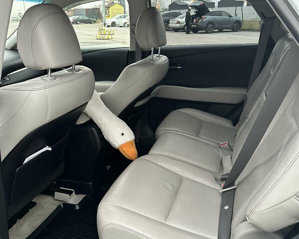 Белый Лексус РХ, объемом двигателя 3.46 л и пробегом 91 тыс. км за 29999 $, фото 8 на Automoto.ua