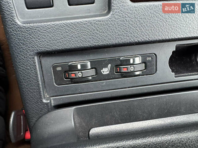 Белый Лексус РХ, объемом двигателя 3.46 л и пробегом 225 тыс. км за 18990 $, фото 19 на Automoto.ua