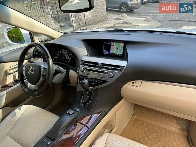 Белый Лексус РХ, объемом двигателя 3.46 л и пробегом 107 тыс. км за 15900 $, фото 45 на Automoto.ua