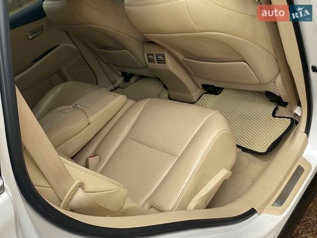 Белый Лексус РХ, объемом двигателя 3.46 л и пробегом 180 тыс. км за 17500 $, фото 29 на Automoto.ua