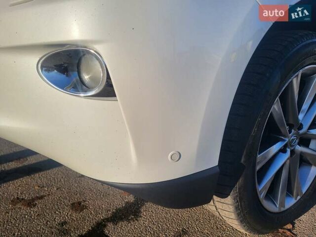 Белый Лексус РХ, объемом двигателя 3.5 л и пробегом 237 тыс. км за 21999 $, фото 20 на Automoto.ua