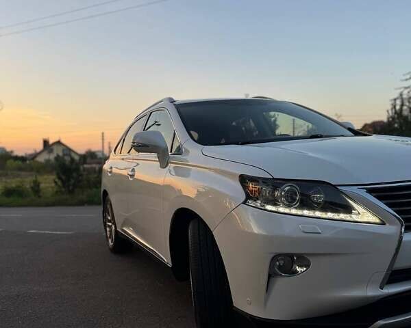 Белый Лексус РХ, объемом двигателя 3.5 л и пробегом 169 тыс. км за 22700 $, фото 4 на Automoto.ua