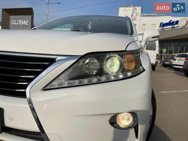 Білий Лексус РХ, об'ємом двигуна 3.46 л та пробігом 210 тис. км за 18900 $, фото 6 на Automoto.ua