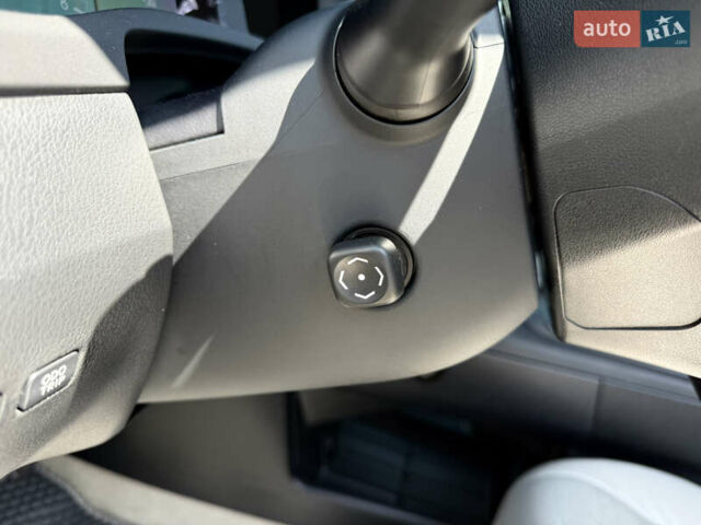 Белый Лексус РХ, объемом двигателя 3.46 л и пробегом 131 тыс. км за 24999 $, фото 20 на Automoto.ua