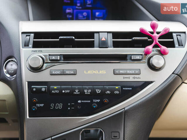 Білий Лексус РХ, об'ємом двигуна 3.5 л та пробігом 240 тис. км за 20900 $, фото 31 на Automoto.ua