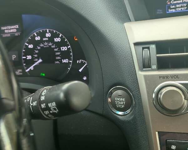 Белый Лексус РХ, объемом двигателя 3.5 л и пробегом 180 тыс. км за 21500 $, фото 5 на Automoto.ua