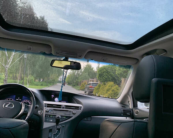 Белый Лексус РХ, объемом двигателя 3.46 л и пробегом 77 тыс. км за 27000 $, фото 11 на Automoto.ua