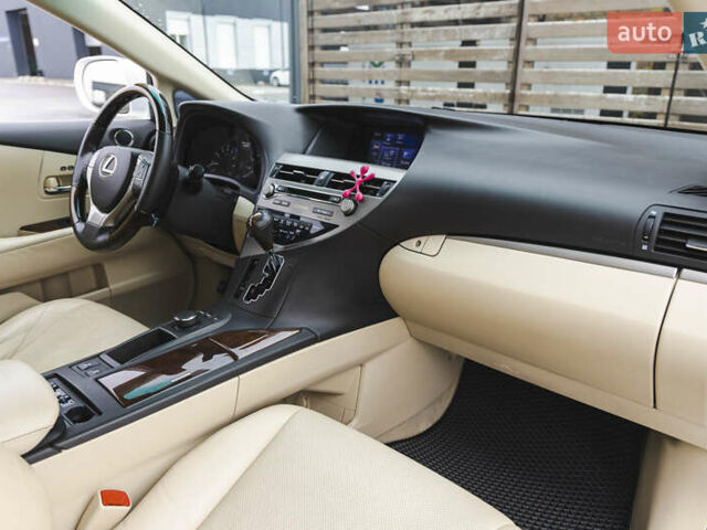 Білий Лексус РХ, об'ємом двигуна 3.5 л та пробігом 240 тис. км за 20900 $, фото 21 на Automoto.ua