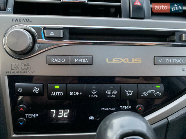 Белый Лексус РХ, объемом двигателя 3.46 л и пробегом 77 тыс. км за 27000 $, фото 18 на Automoto.ua