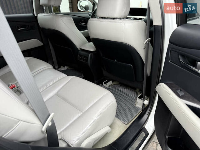 Білий Лексус РХ, об'ємом двигуна 3.46 л та пробігом 137 тис. км за 22999 $, фото 24 на Automoto.ua