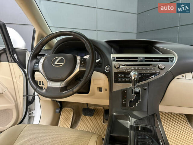 Белый Лексус РХ, объемом двигателя 2.7 л и пробегом 189 тыс. км за 17999 $, фото 38 на Automoto.ua