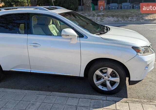 Белый Лексус РХ, объемом двигателя 3.46 л и пробегом 220 тыс. км за 19000 $, фото 12 на Automoto.ua