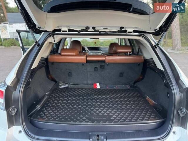 Белый Лексус РХ, объемом двигателя 3.5 л и пробегом 169 тыс. км за 22700 $, фото 32 на Automoto.ua