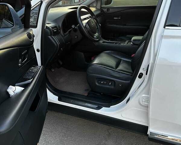 Білий Лексус РХ, об'ємом двигуна 2.67 л та пробігом 121 тис. км за 20500 $, фото 16 на Automoto.ua