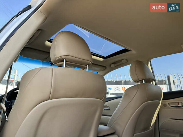 Белый Лексус РХ, объемом двигателя 3.46 л и пробегом 238 тыс. км за 21900 $, фото 28 на Automoto.ua