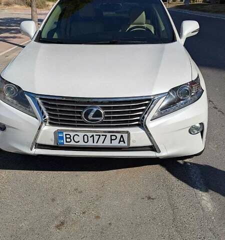 Белый Лексус РХ, объемом двигателя 3.46 л и пробегом 220 тыс. км за 19000 $, фото 4 на Automoto.ua