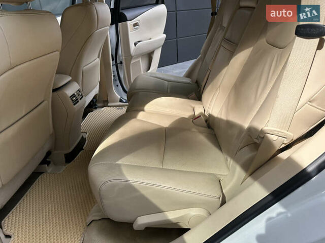 Белый Лексус РХ, объемом двигателя 2.7 л и пробегом 189 тыс. км за 17999 $, фото 35 на Automoto.ua