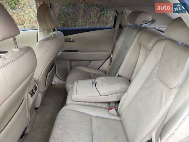 Білий Лексус РХ, об'ємом двигуна 3.5 л та пробігом 169 тис. км за 9700 $, фото 23 на Automoto.ua