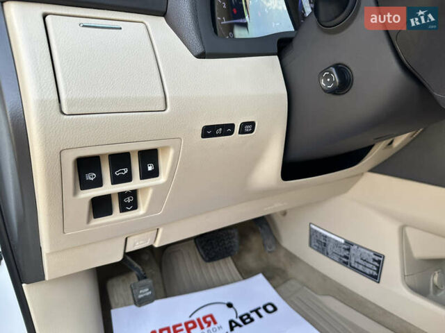 Белый Лексус РХ, объемом двигателя 3.46 л и пробегом 238 тыс. км за 21900 $, фото 20 на Automoto.ua