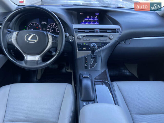Белый Лексус РХ, объемом двигателя 3.46 л и пробегом 169 тыс. км за 19400 $, фото 25 на Automoto.ua