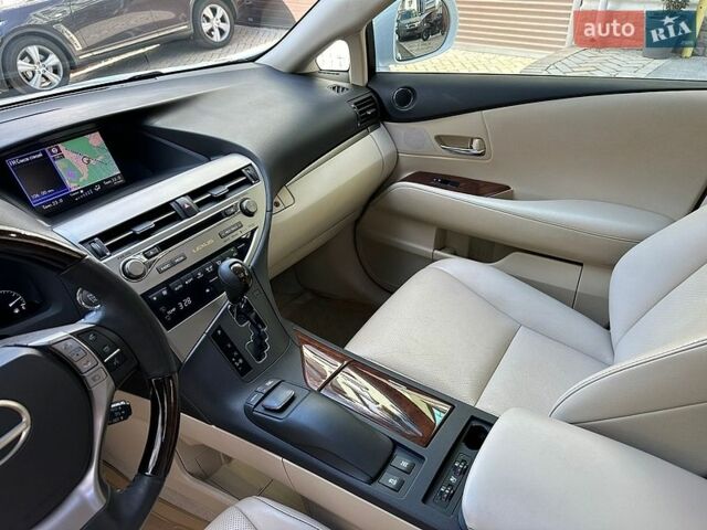 Белый Лексус РХ, объемом двигателя 3.46 л и пробегом 107 тыс. км за 15900 $, фото 25 на Automoto.ua