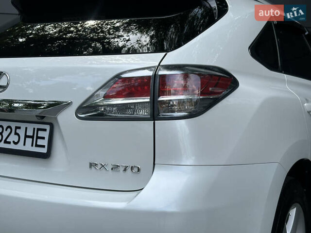 Белый Лексус РХ, объемом двигателя 2.7 л и пробегом 189 тыс. км за 17999 $, фото 24 на Automoto.ua