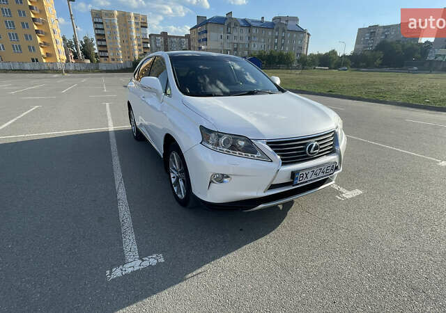 Белый Лексус РХ, объемом двигателя 3.46 л и пробегом 130 тыс. км за 27000 $, фото 2 на Automoto.ua