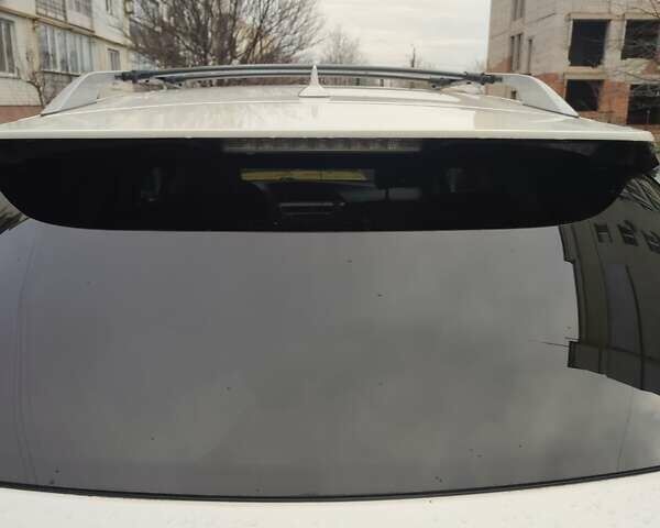 Белый Лексус РХ, объемом двигателя 3.5 л и пробегом 180 тыс. км за 21500 $, фото 29 на Automoto.ua