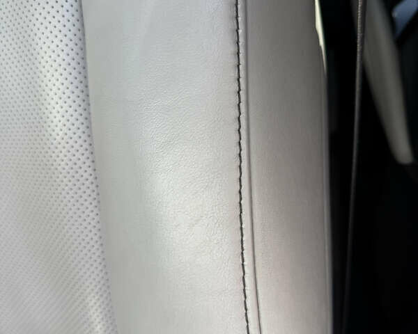 Белый Лексус РХ, объемом двигателя 3.46 л и пробегом 131 тыс. км за 24999 $, фото 15 на Automoto.ua