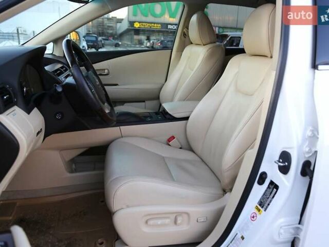 Белый Лексус РХ, объемом двигателя 3.46 л и пробегом 65 тыс. км за 23000 $, фото 6 на Automoto.ua