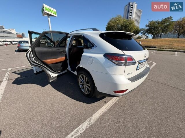 Белый Лексус РХ, объемом двигателя 3.5 л и пробегом 337 тыс. км за 15500 $, фото 21 на Automoto.ua