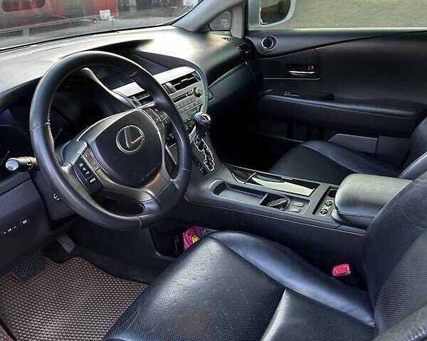 Білий Лексус РХ, об'ємом двигуна 2.67 л та пробігом 121 тис. км за 20500 $, фото 17 на Automoto.ua