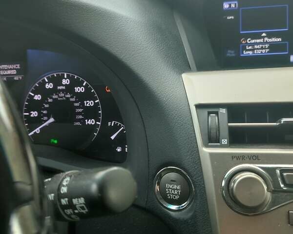 Белый Лексус РХ, объемом двигателя 3.5 л и пробегом 180 тыс. км за 21500 $, фото 4 на Automoto.ua