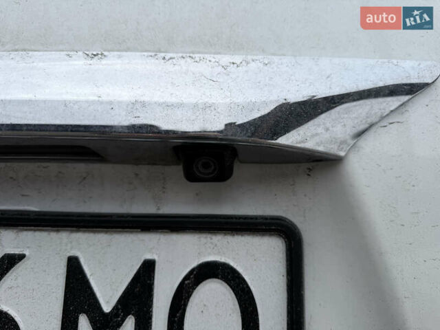 Білий Лексус РХ, об'ємом двигуна 3.46 л та пробігом 137 тис. км за 22999 $, фото 23 на Automoto.ua