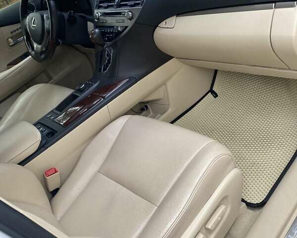 Белый Лексус РХ, объемом двигателя 3.46 л и пробегом 171 тыс. км за 17500 $, фото 17 на Automoto.ua