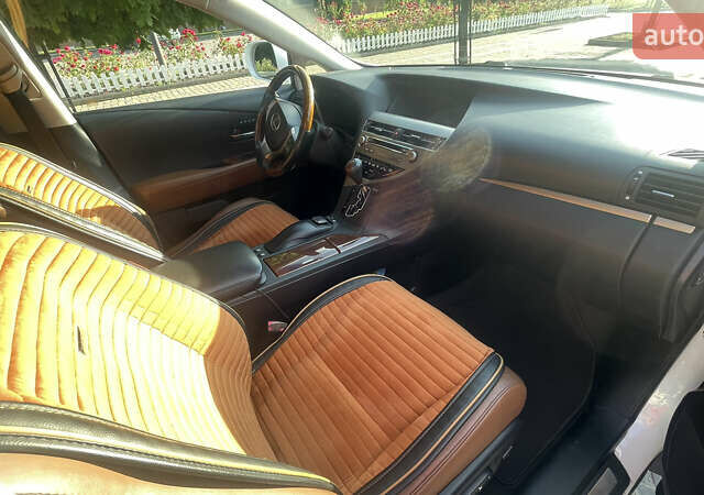 Белый Лексус РХ, объемом двигателя 3.46 л и пробегом 130 тыс. км за 27000 $, фото 13 на Automoto.ua