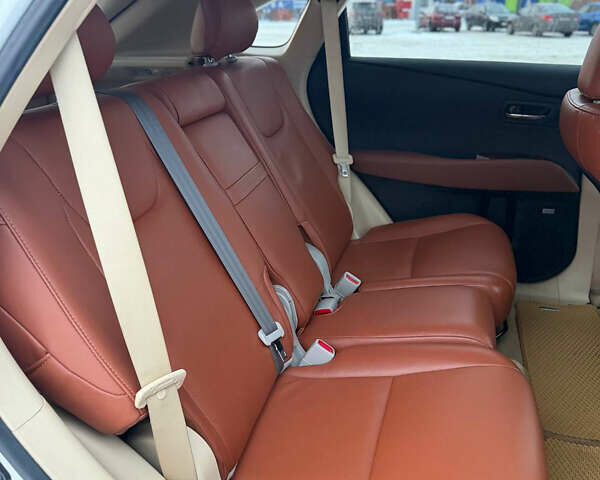 Белый Лексус РХ, объемом двигателя 3.46 л и пробегом 210 тыс. км за 16900 $, фото 22 на Automoto.ua