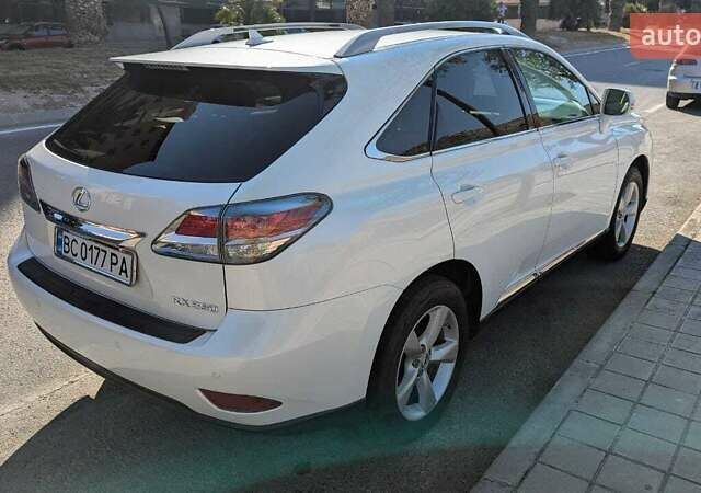 Белый Лексус РХ, объемом двигателя 3.46 л и пробегом 220 тыс. км за 19000 $, фото 17 на Automoto.ua