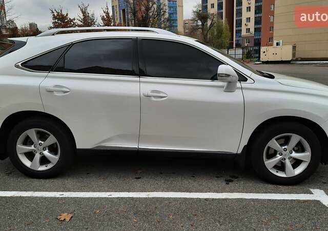 Білий Лексус РХ, об'ємом двигуна 2.67 л та пробігом 121 тис. км за 20500 $, фото 5 на Automoto.ua