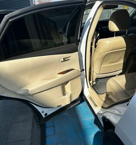 Білий Лексус РХ, об'ємом двигуна 3.46 л та пробігом 223 тис. км за 21800 $, фото 12 на Automoto.ua