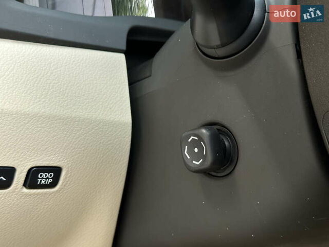 Белый Лексус РХ, объемом двигателя 2.7 л и пробегом 189 тыс. км за 17999 $, фото 74 на Automoto.ua