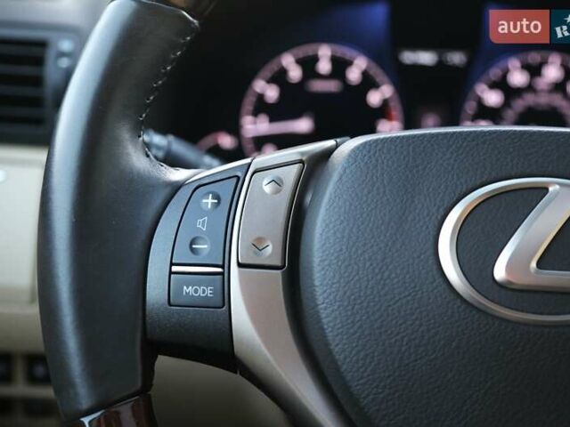 Белый Лексус РХ, объемом двигателя 3.46 л и пробегом 65 тыс. км за 23000 $, фото 29 на Automoto.ua